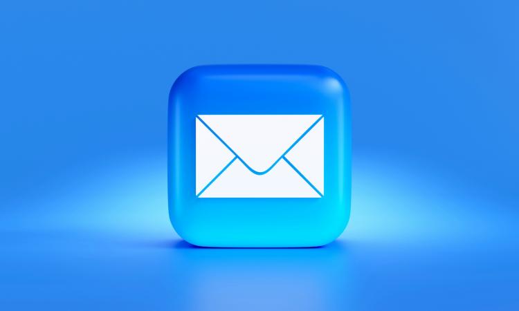 COURRIER